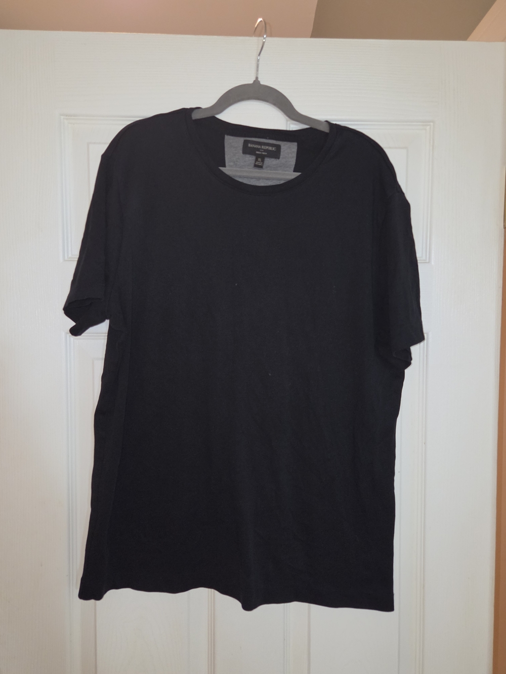 Banana Republic Black Crew Neck Short Sleeve Tee
